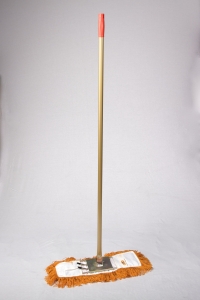 Golden Magnet 40cm (16') Cotton Sweeper complete with frame, aluminium handle and sweeper head